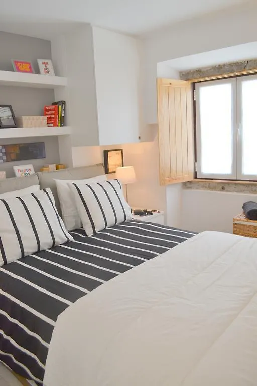 Tp Factory 15, Lisbon Apartment