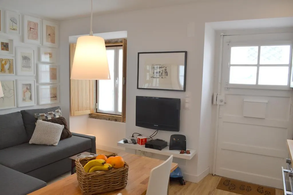 Tp Factory 15, Lisbon Apartment